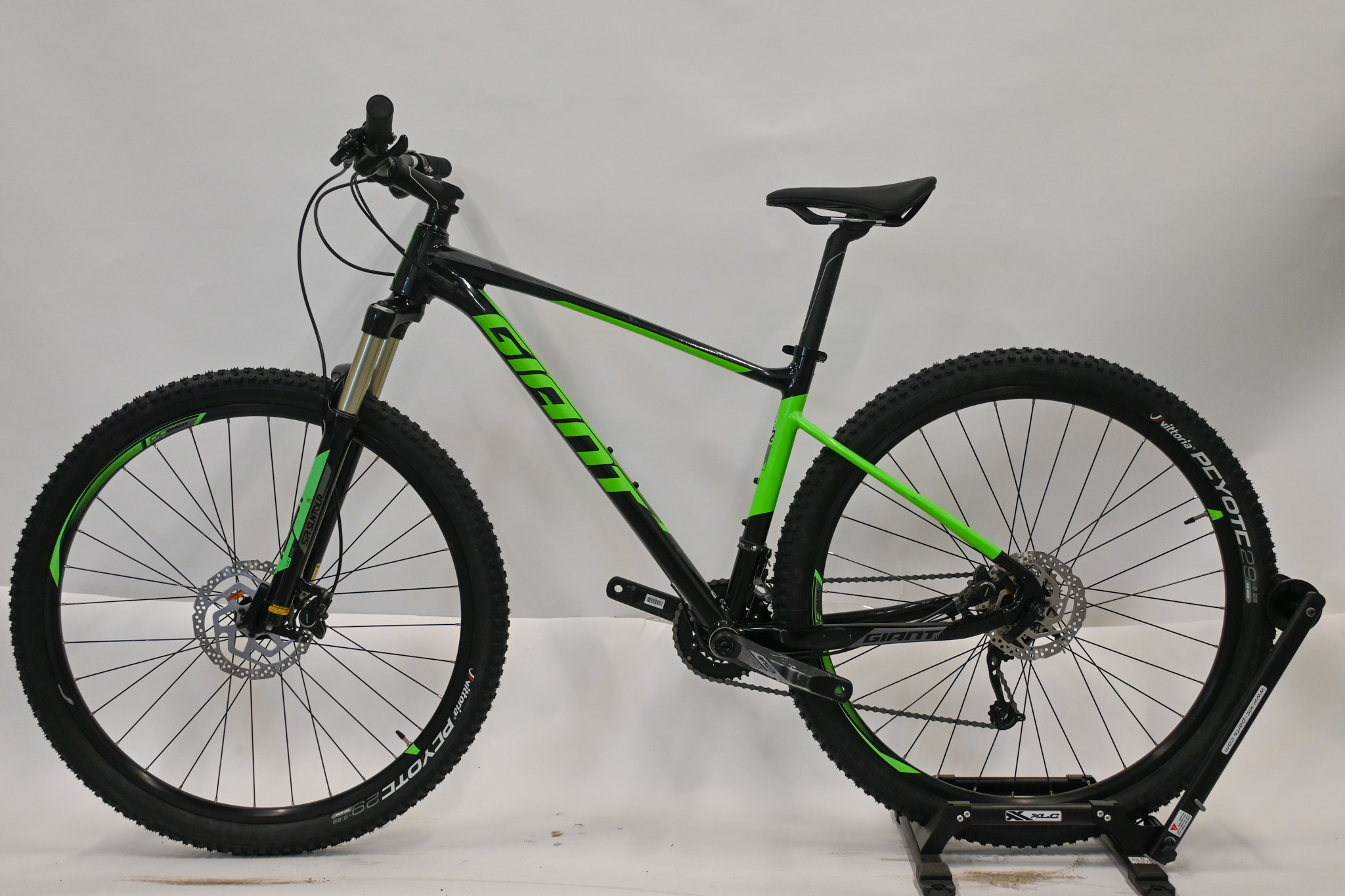 Giant Fathom 29er 2 M tweedehands MTB